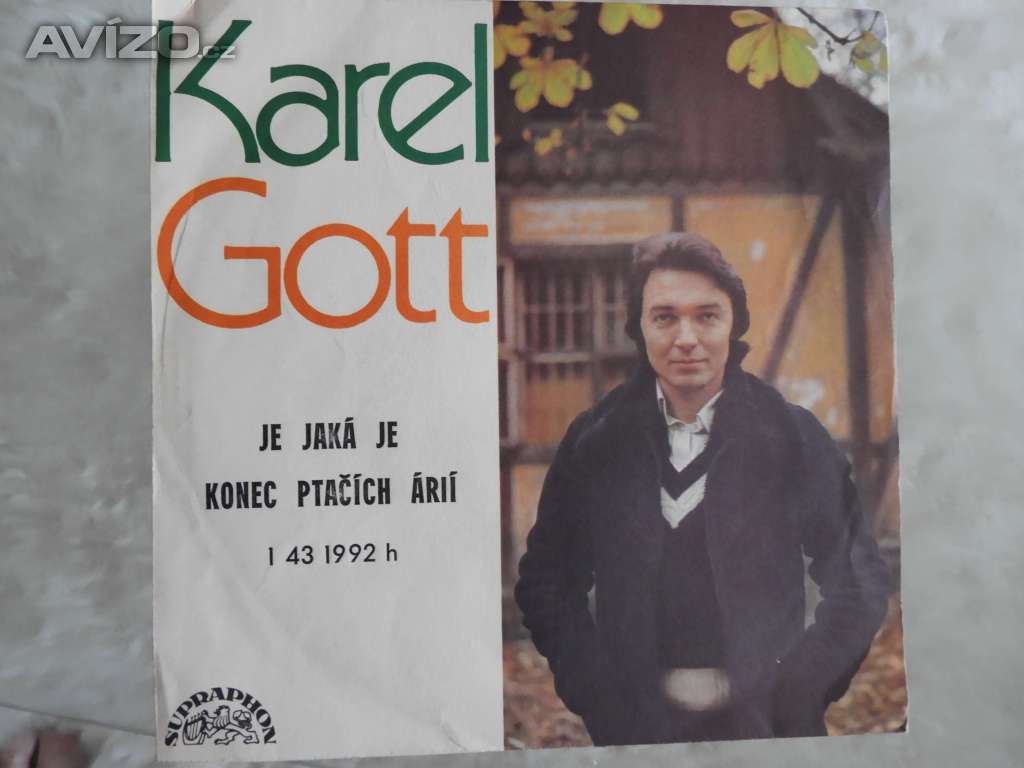 Deska s Karlem Gottem z roku 1976
